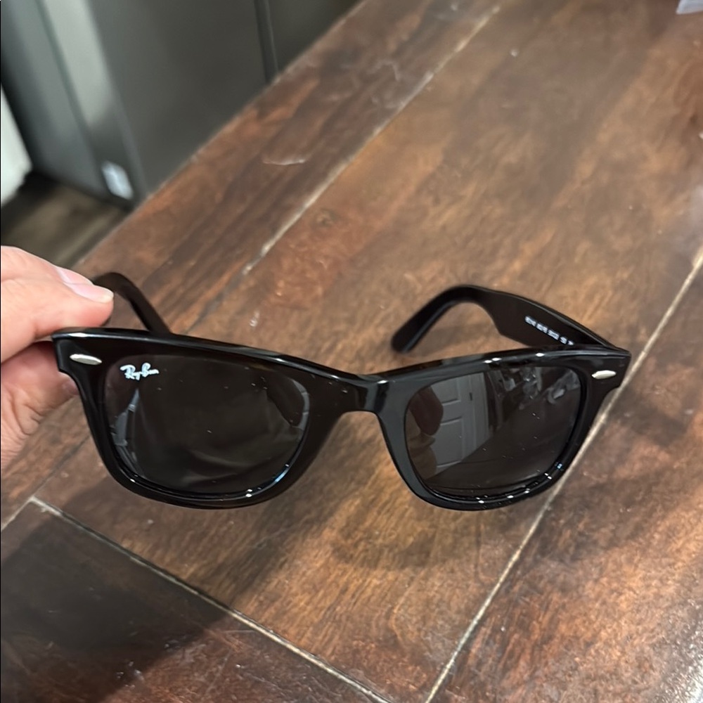 Ray-Ban Classic Brown Wayfarer Sunglasses